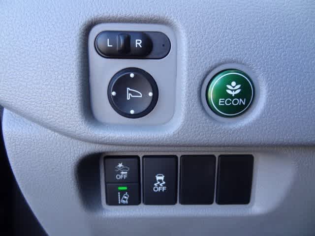 Thumbnail: 2019 Honda Pilot - 16