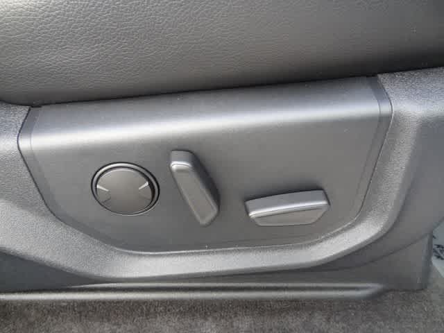 Thumbnail: 2019 Ford F-150 - 16