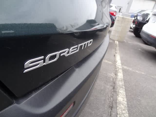 Thumbnail: 2023 Kia Sorento - 6