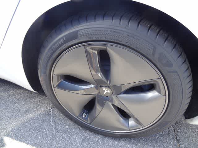 Thumbnail: 2020 Tesla Model 3 - 12