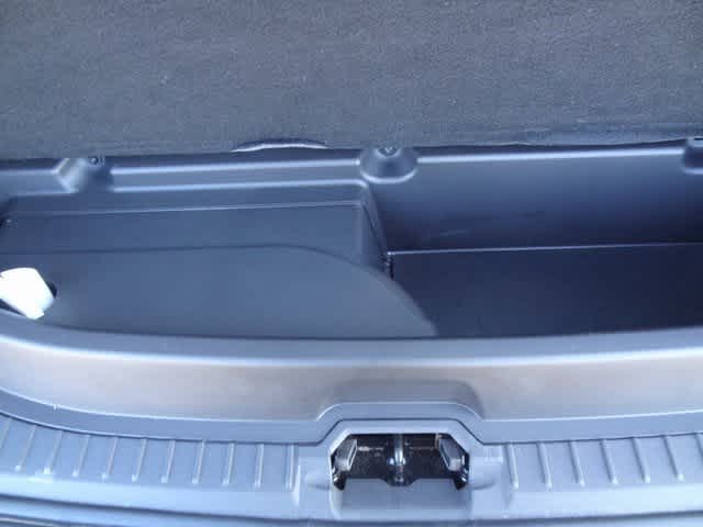 Thumbnail: 2017 Ford C-Max - 10