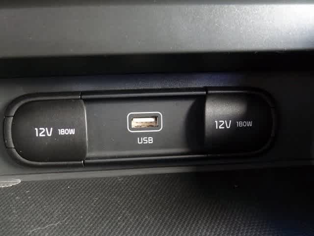 Thumbnail: 2023 Kia Soul - 25