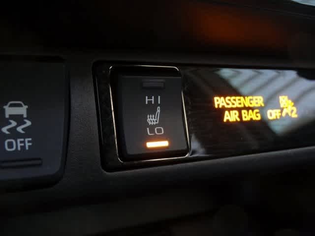 Thumbnail: 2020 Toyota RAV4 - 34