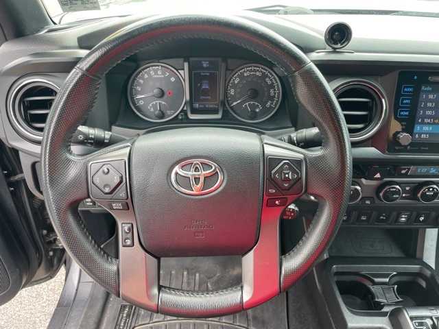 2017 Toyota Tacoma TRD Off-Road 12