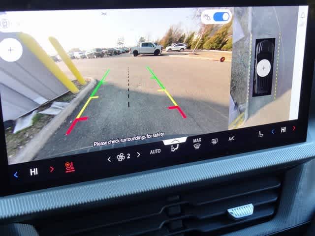 Thumbnail: 2025 Ford Explorer - 34