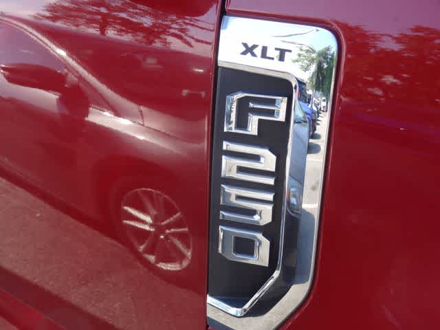 Thumbnail: 2021 Ford F-250 - 16