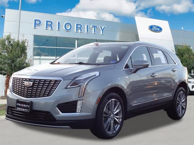 Thumbnail: 2023 Cadillac XT5 - 1
