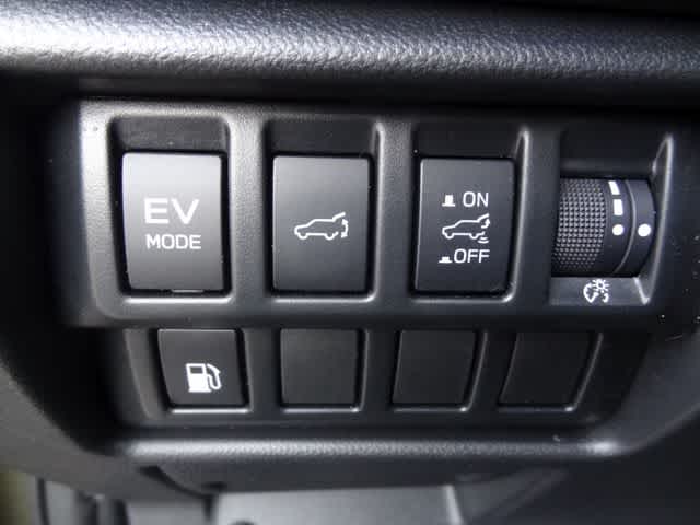 Thumbnail: 2025 Subaru Forester - 18