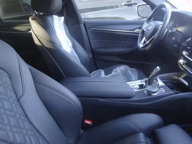 Thumbnail: 2023 BMW 5 Series - 7