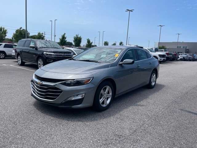 2024 Chevrolet Malibu LT Hero Image