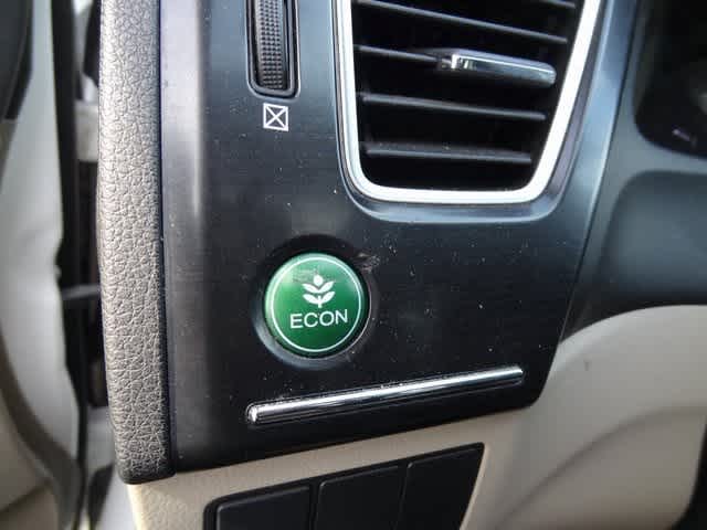 Thumbnail: 2013 Honda Civic - 16