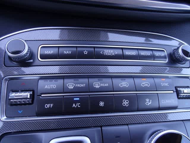 Thumbnail: 2023 Hyundai Santa Fe - 31