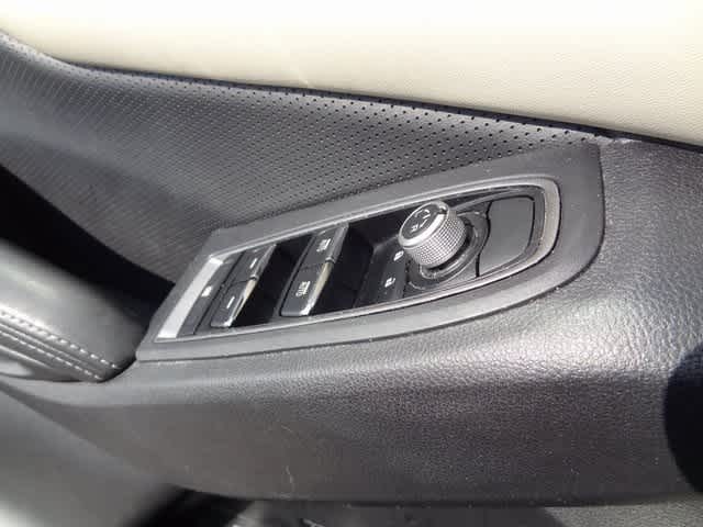 Thumbnail: 2022 Subaru Ascent - 8