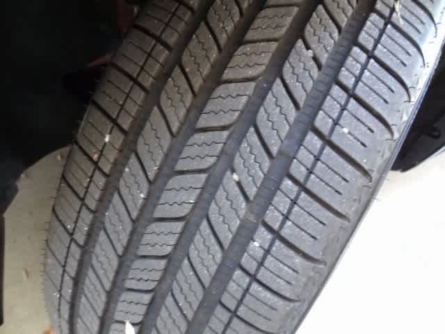 Thumbnail: 2021 Ford Mustang Mach-E - 43