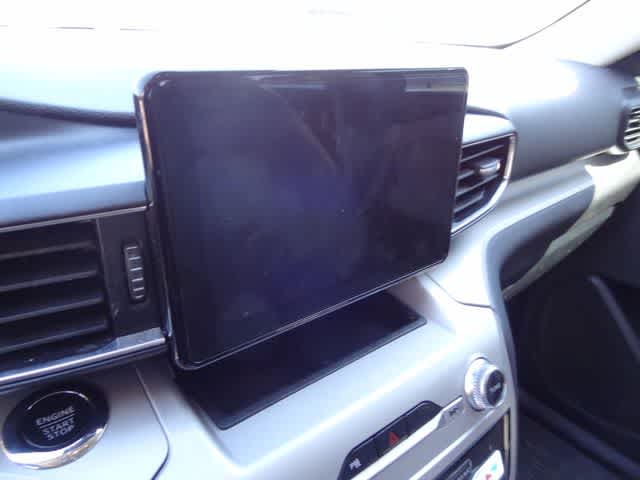 Thumbnail: 2023 Ford Explorer - 8