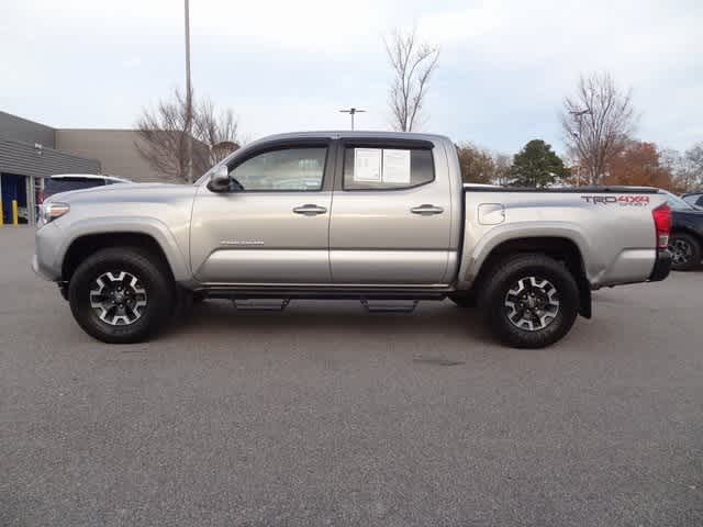Thumbnail: 2016 Toyota Tacoma - 2