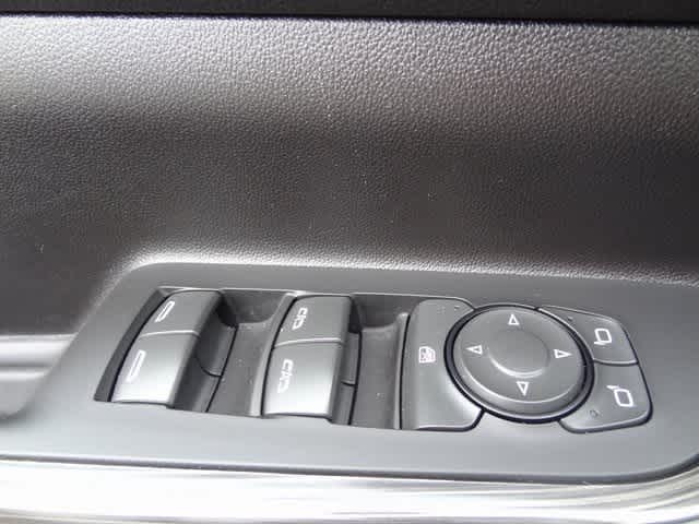 Thumbnail: 2023 GMC Acadia - 18