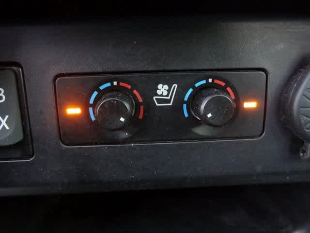 Thumbnail: 2018 Toyota 4Runner - 29