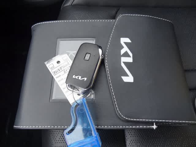 Thumbnail: 2023 Kia Sorento - 46