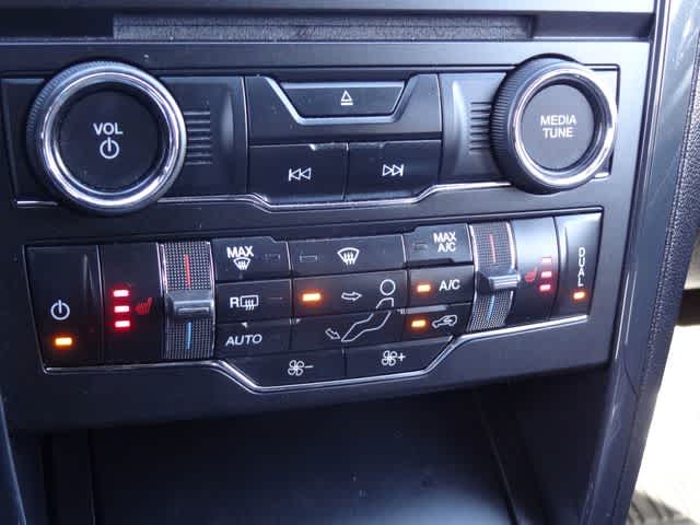 Thumbnail: 2018 Ford Explorer - 31