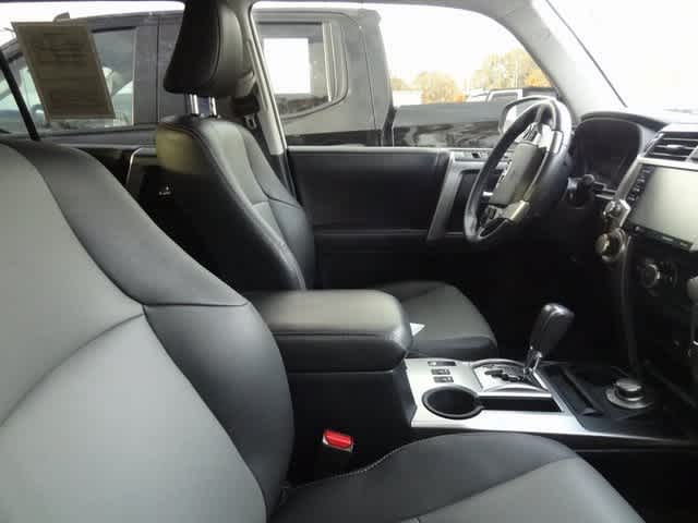 Thumbnail: 2021 Toyota 4Runner - 8