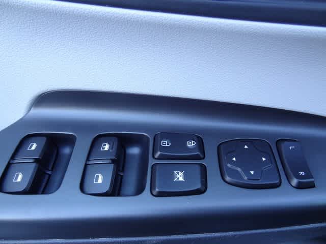 Thumbnail: 2022 Hyundai Kona - 15