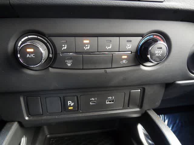 Thumbnail: 2024 Nissan Frontier - 29