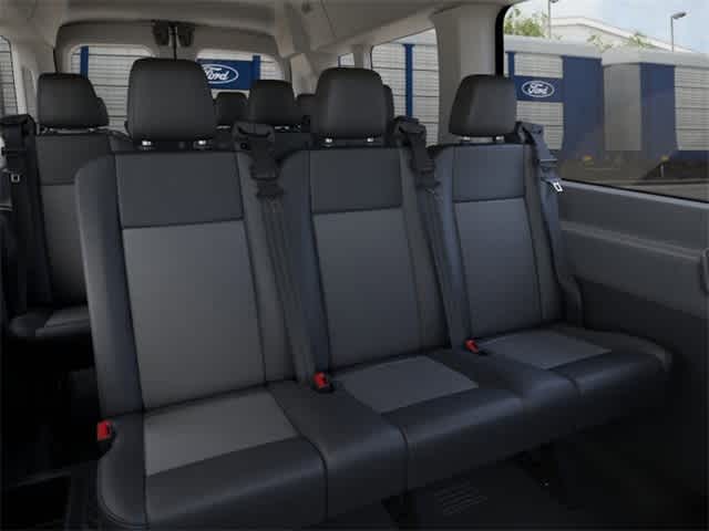 2025 Ford Econoline E-350 11