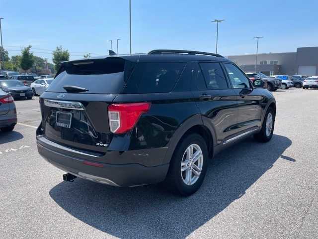 Thumbnail: 2021 Ford Explorer - 5
