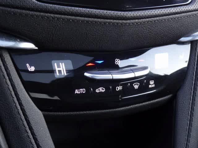 Thumbnail: 2023 Cadillac XT5 - 29