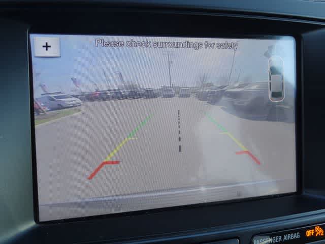 Thumbnail: 2018 Ford Explorer - 25