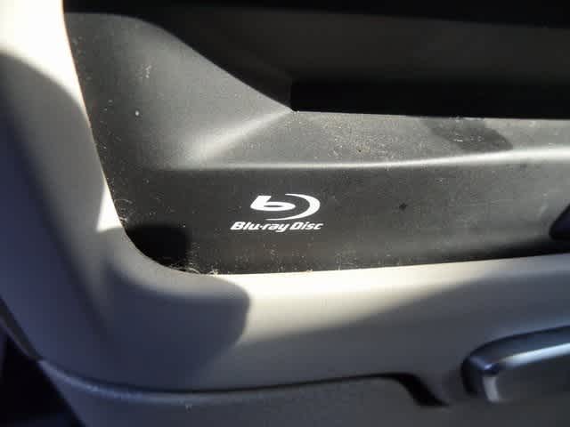 Thumbnail: 2017 Chrysler Pacifica - 14