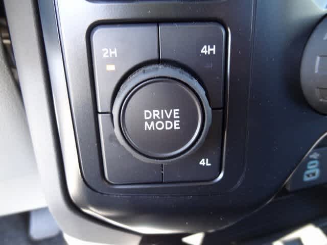 Thumbnail: 2023 Ford F-450 - 25