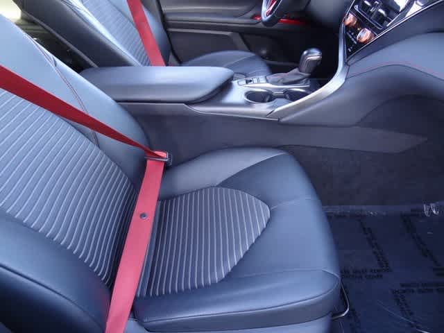 Thumbnail: 2022 Toyota Camry - 15