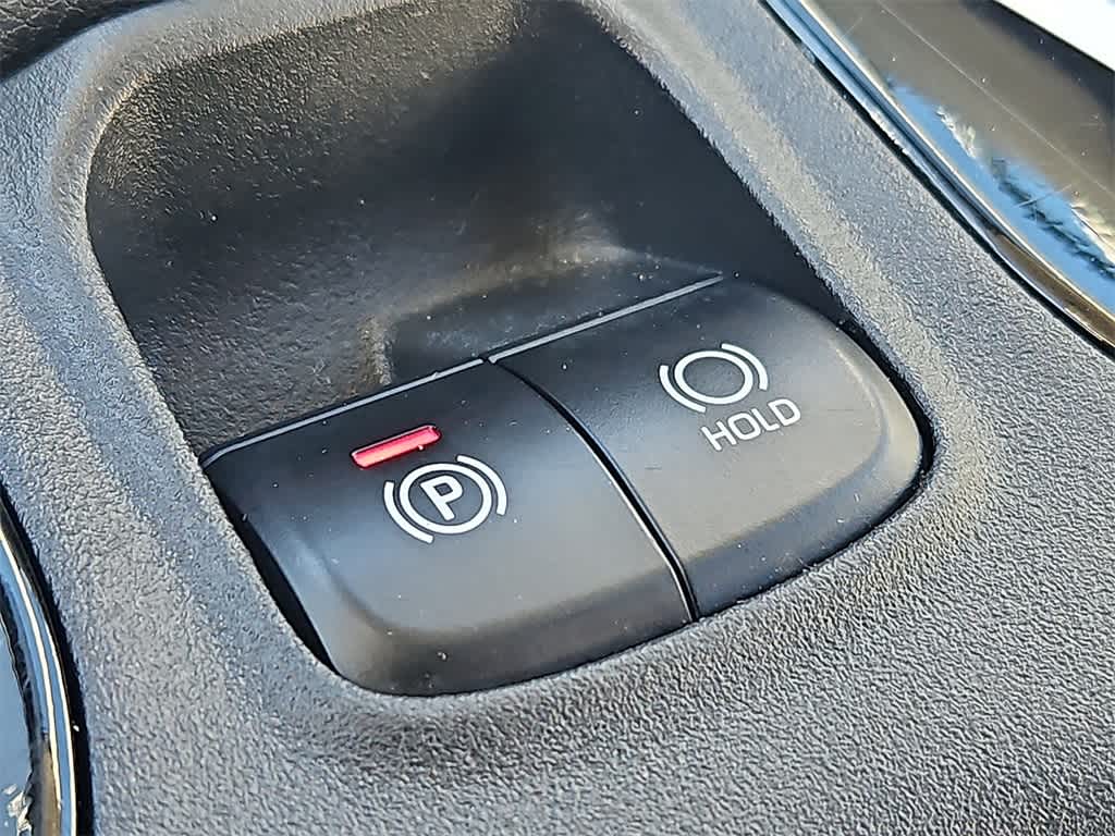 Thumbnail: 2022 Toyota Corolla - 20