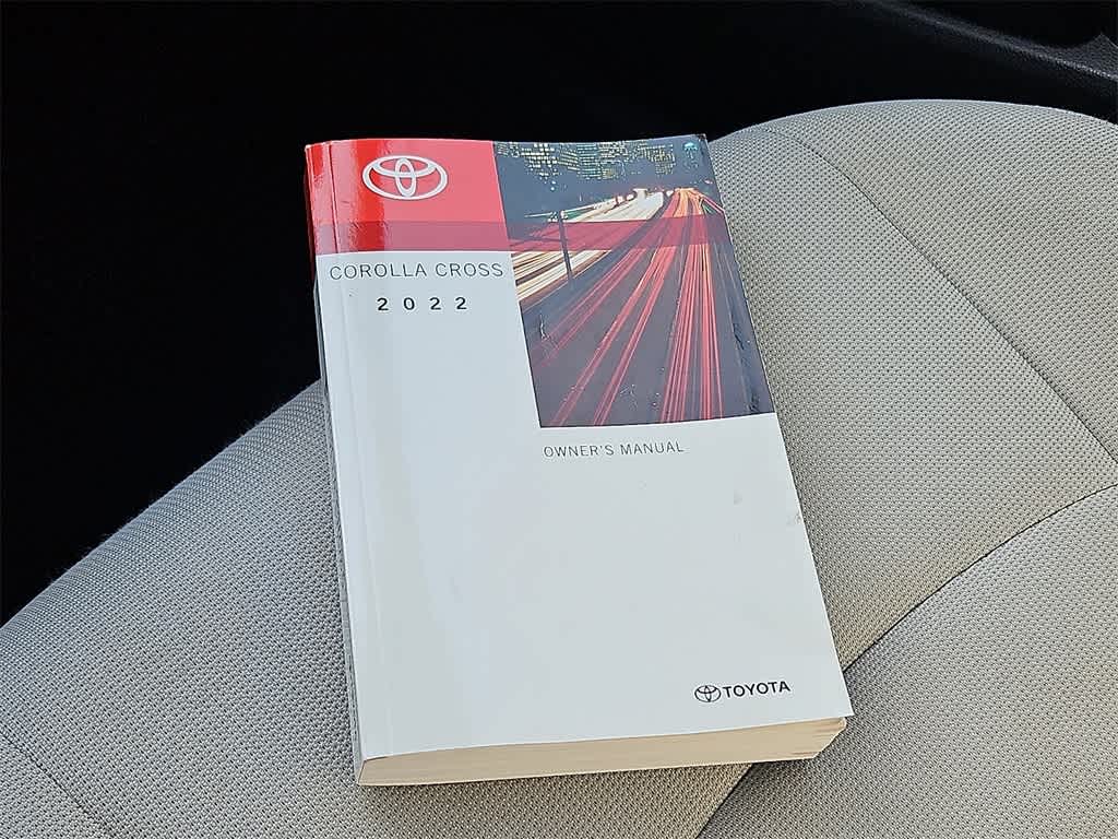 Thumbnail: 2022 Toyota Corolla Cross - 20