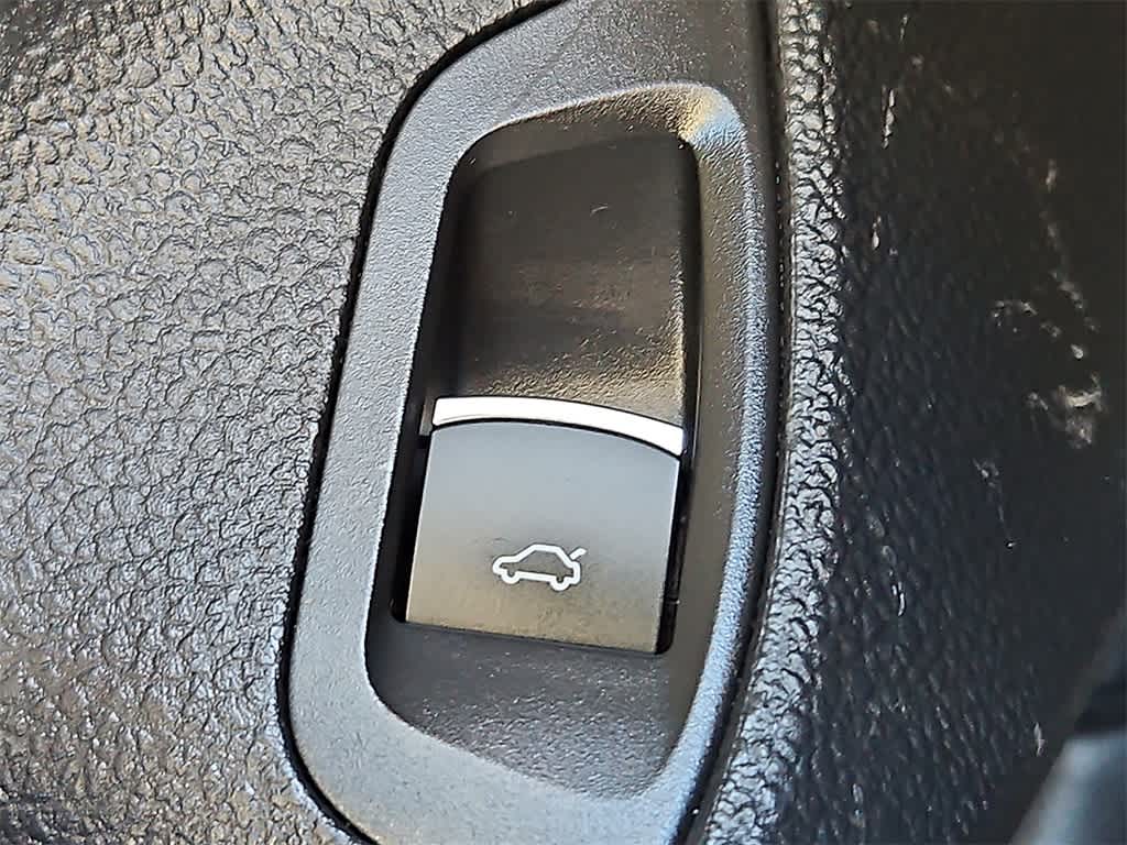 Thumbnail: 2022 Volkswagen Passat - 23