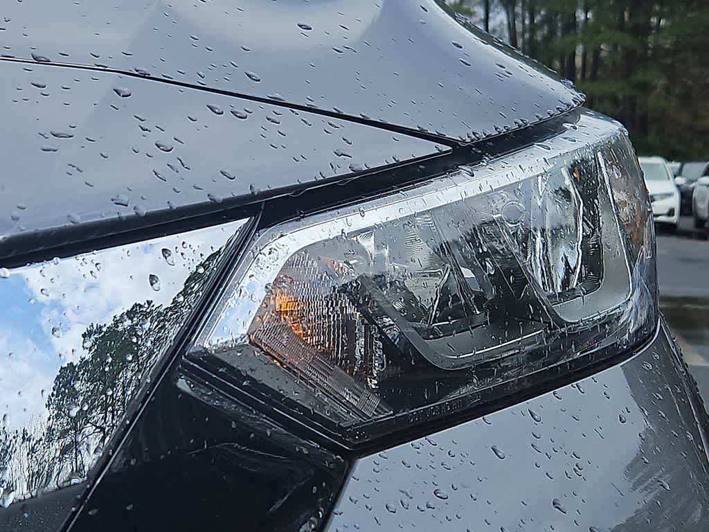 Thumbnail: 2020 Nissan Sentra - 9