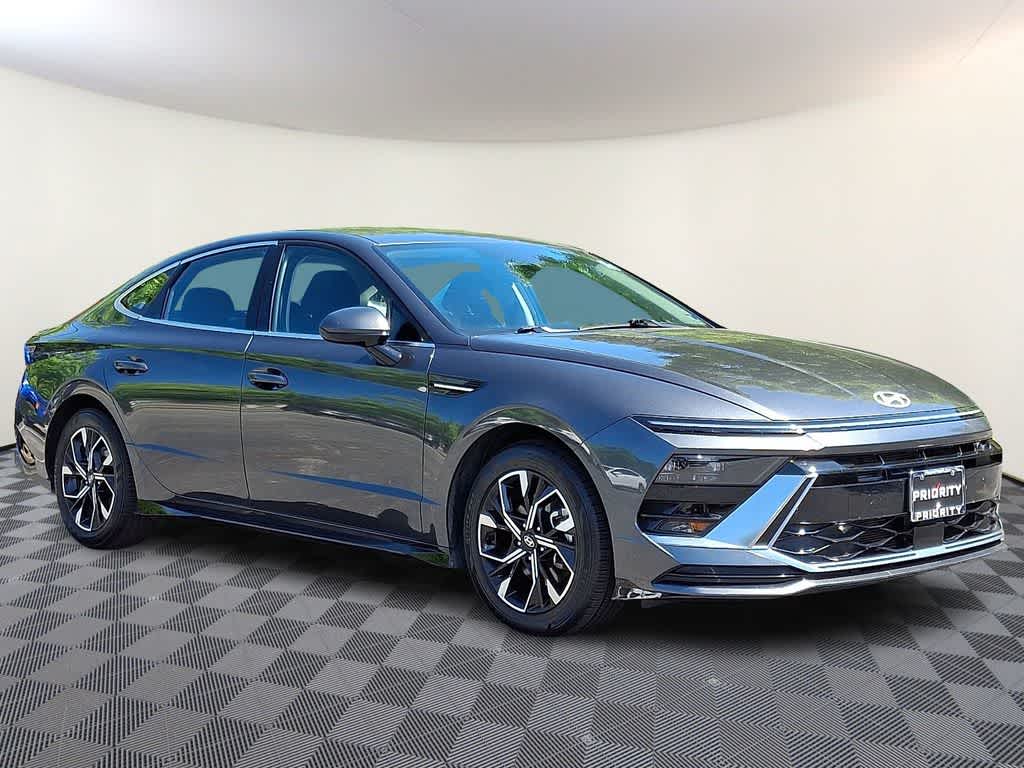 Thumbnail: 2025 Hyundai Sonata - 3
