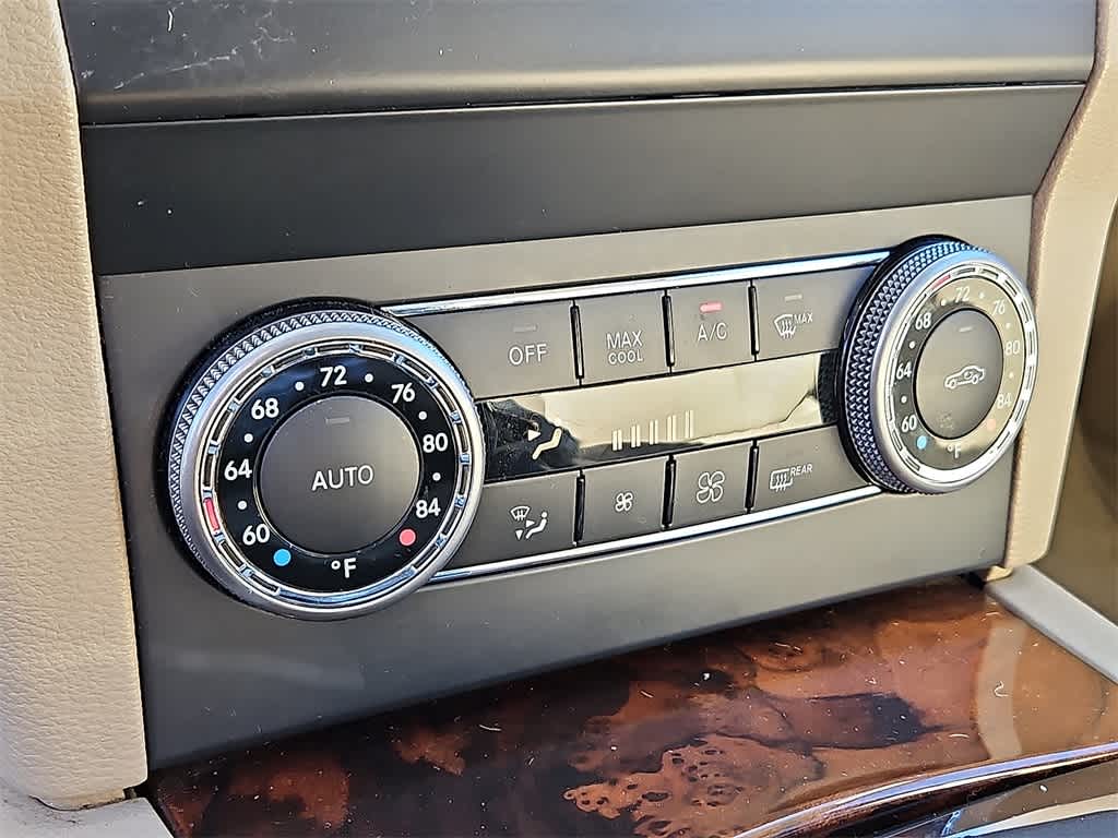 Thumbnail: 2011 Mercedes-Benz GLK - 14