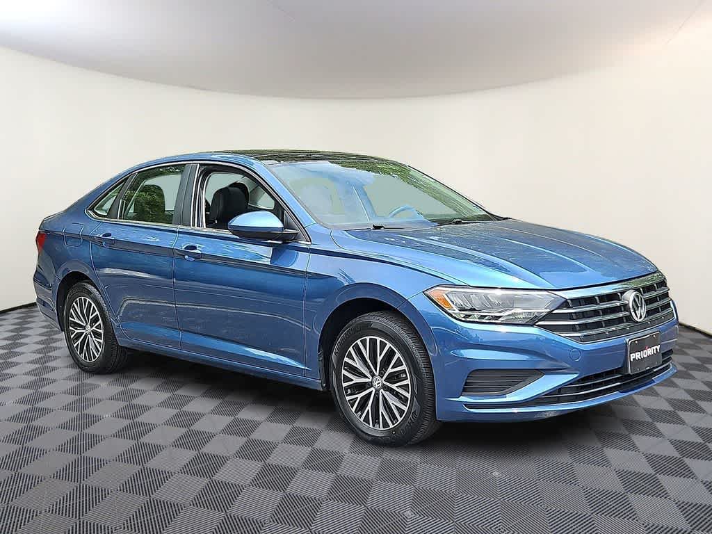 Thumbnail: 2021 Volkswagen Jetta - 3