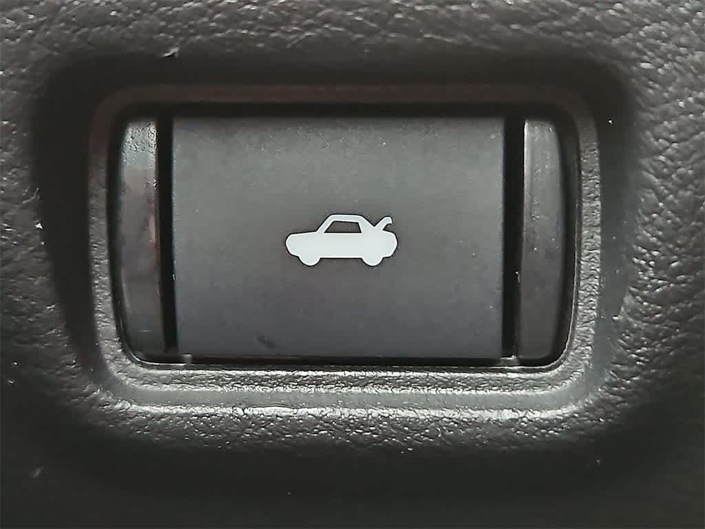 Thumbnail: 2020 Nissan Sentra - 27