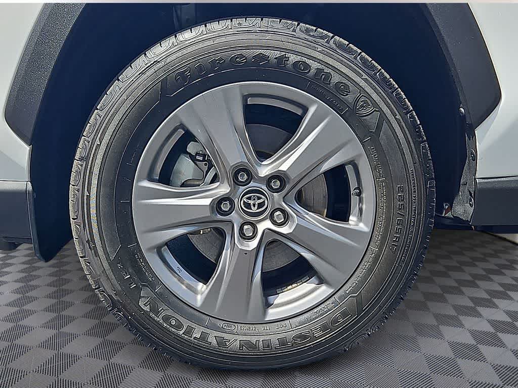 Thumbnail: 2024 Toyota RAV4 - 8