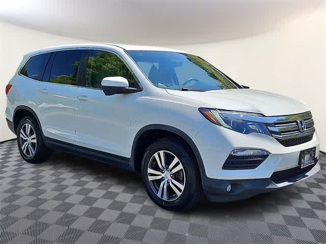 Thumbnail: 2017 Honda Pilot - 3