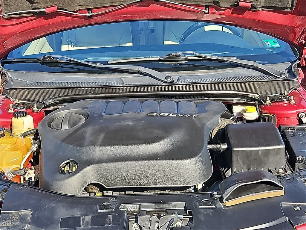 Thumbnail: 2011 Chrysler 200 - 23