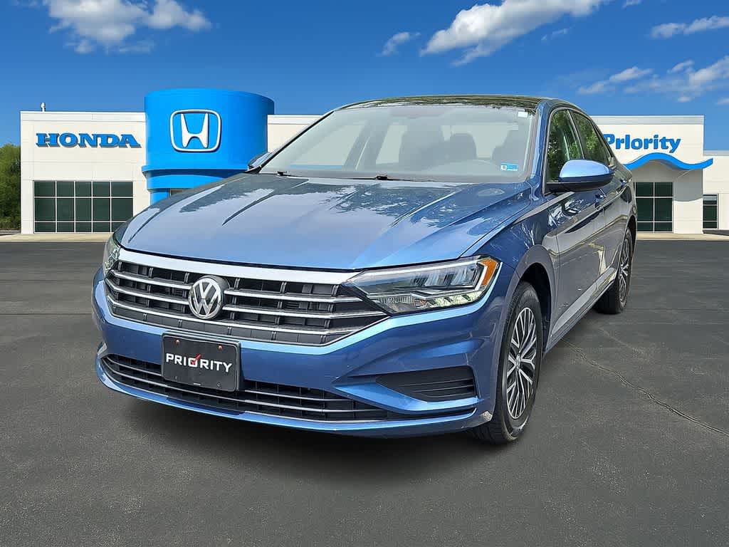 Thumbnail: 2021 Volkswagen Jetta - 1