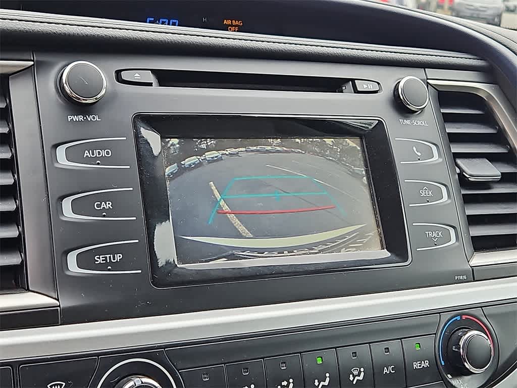 Thumbnail: 2019 Toyota Highlander - 19