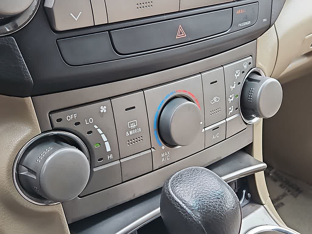 Thumbnail: 2008 Toyota Highlander - 14