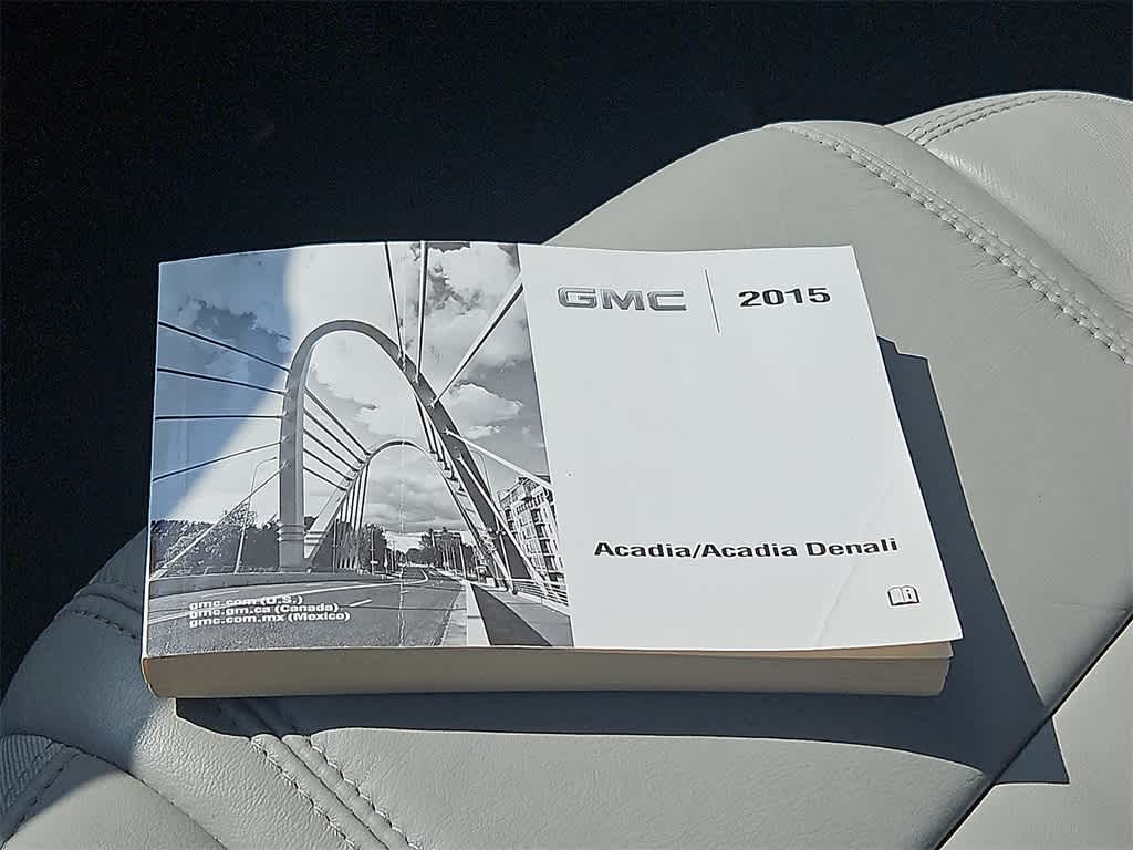 Thumbnail: 2015 GMC Acadia - 26