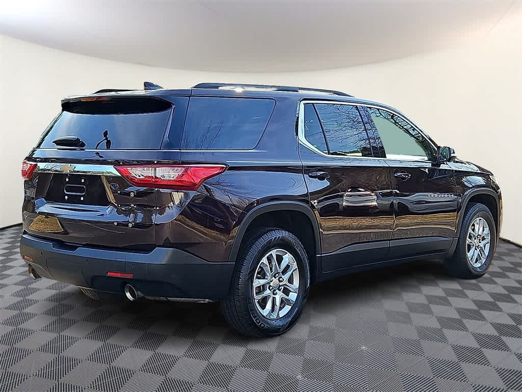 Thumbnail: 2020 Chevrolet Traverse - 4